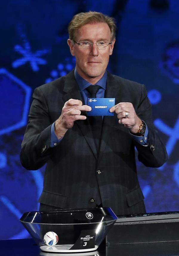 2014-02-23t131446z_1669451014_gm1ea2n1mq401_rtrmadp_3_soccer-euro-qualifying_reuters