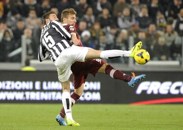 2014-02-23t191005z_1590409933_gm1ea2o08q101_rtrmadp_3_soccer-italy_reuters