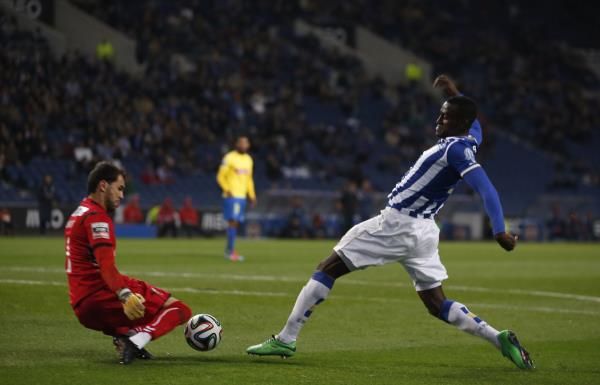 2014-02-23t213251z_599299854_gm1ea2o0fca01_rtrmadp_3_soccer-portugal_reuters