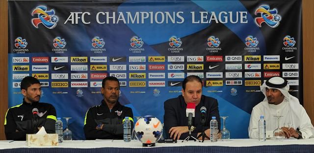  نبيل معلول خلال المؤتمر الصحفي