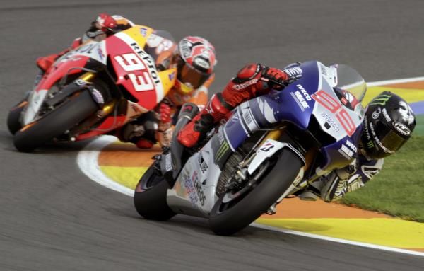 2013-11-10t151435z_1861906337_lr2e9ba16c0gj_rtrmadp_3_motorcycling-prix-valencia_reuters