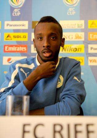 عبدالله عبده يتحدث في المؤتمر الصحفي