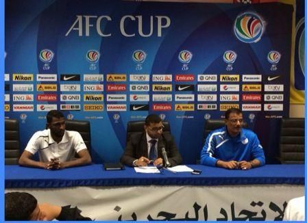 عدنان ابراهيم خلال المؤتمر الصحفي