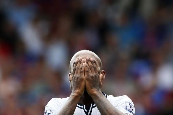 2013-08-18t172050z_1762551297_gm1e98j03n101_rtrmadp_3_soccer-england_reuters