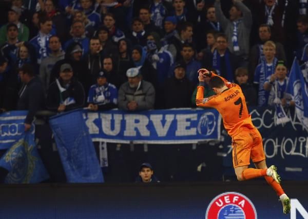 2014-02-26t215318z_12638873_gm1ea2r0g9y01_rtrmadp_3_soccer-champions_reuters