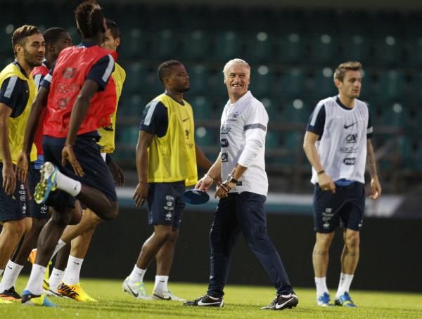 2013-09-09t173504z_558648393_gm1e99a04ae01_rtrmadp_3_soccer-world_reuters