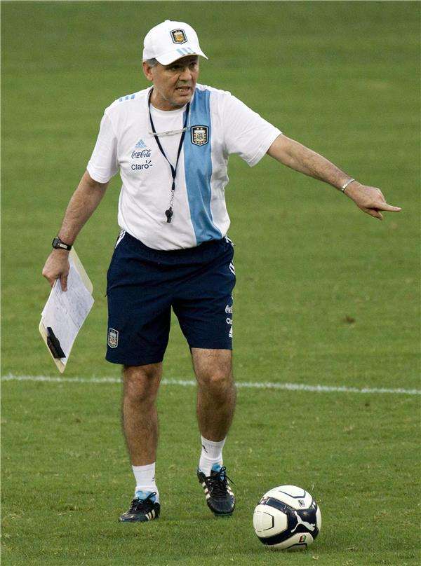 أليجاندرو سابيللا