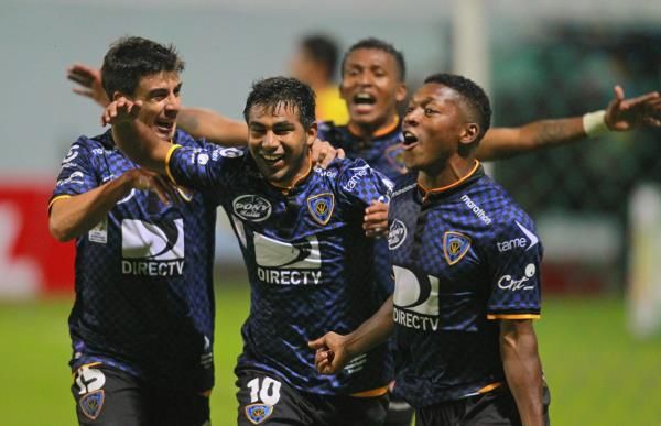 2014-02-19t044950z_1560807963_gm1ea2j0zj001_rtrmadp_3_soccer-libertadores_reuters
