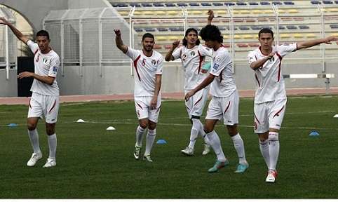 جانب من تدريبات لاعبي منتخب الأردن اليوم
