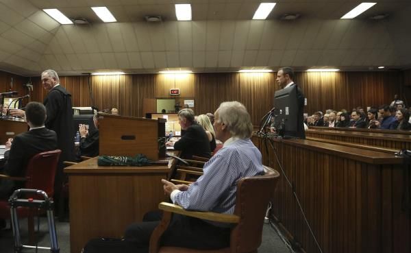 2014-03-03t105516z_2030734330_gm1ea331gfe01_rtrmadp_3_safrica-pistorius_reuters
