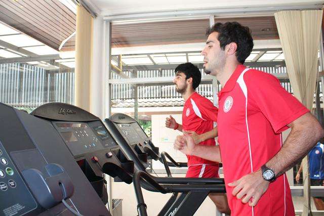 من الإختبار البدني للاعبي منتخب لبنان.