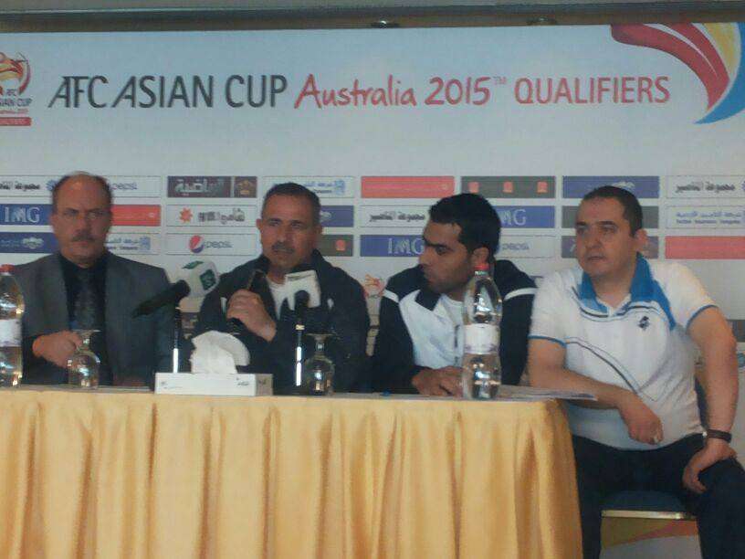 الشعار يتحدث في المؤتمر الصحفي 