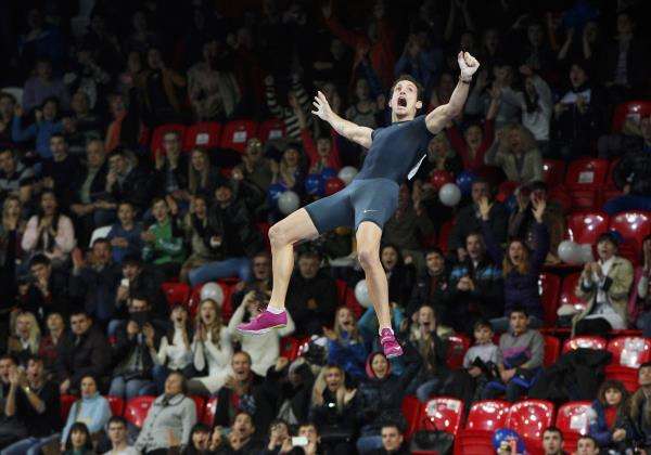 2014-02-15t190335z_439927665_gm1ea2g08eg01_rtrmadp_3_athletics-lavillenie-record_reuters