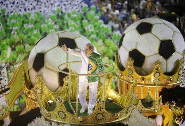 2014-03-04t082822z_1689684144_gm1ea3419mz01_rtrmadp_3_brazil-carnival_reuters