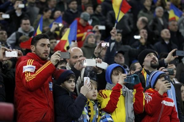 2014-03-05t192737z_658022220_lr1ea351i1qww_rtrmadp_3_soccer-friendly_reuters