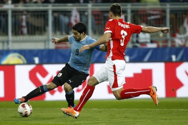2014-03-05t204615z_841818783_bm2ea351oe701_rtrmadp_3_soccer-friendly_reuters