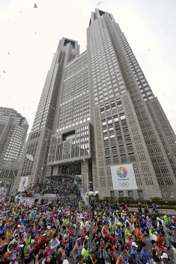 2014-02-23t022856z_134821968_gm1ea2n0t2h01_rtrmadp_3_japan_reuters