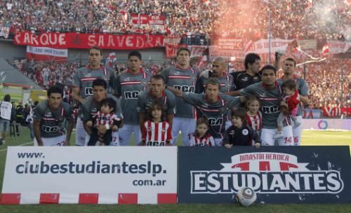 استوديانتيس