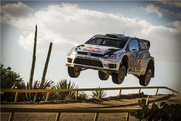 سيارة الفرنسي اوجييه 