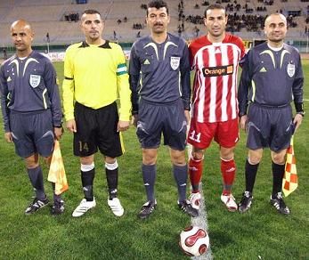 كباتن الفريق وحكام اللقاء بعدسة كووورة