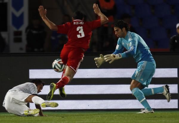 2013-12-18t184713z_478845571_gm1e9cj07kq01_rtrmadp_3_soccer-club_reuters