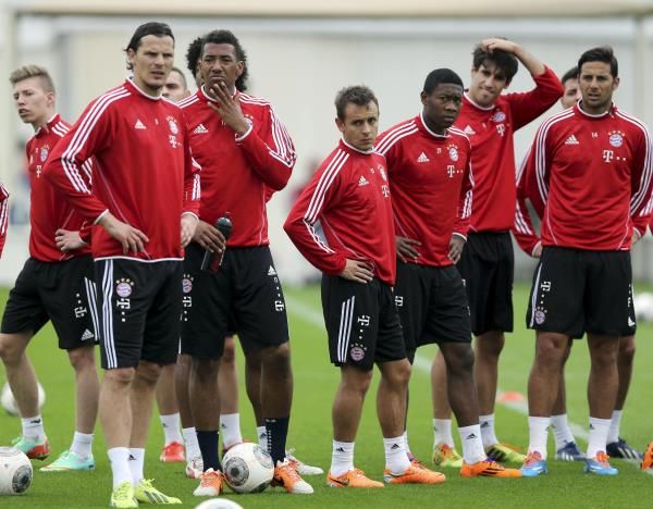 2014-01-06t093345z_57559007_gm1ea161cfd01_rtrmadp_3_soccer-germany_reuters