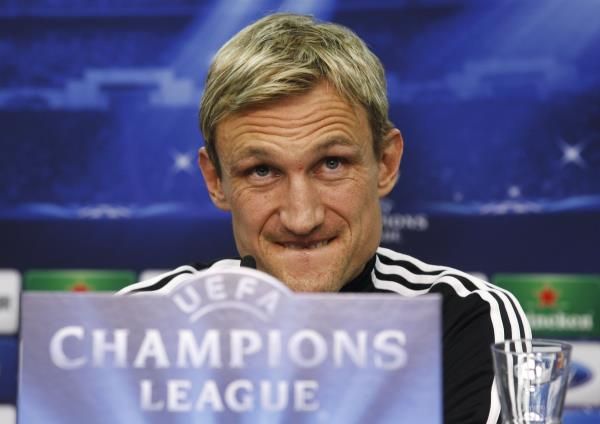 2014-02-17t130515z_125255953_gm1ea2h1mh301_rtrmadp_3_soccer-champions_reuters