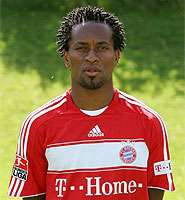 البرازيلي زي روبرتو 