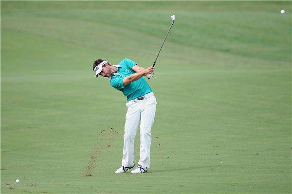 اليخاندرو كانيزاريس 