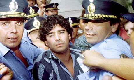 diego-maradona-leaves-a-c-007