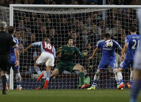 2014-03-15t192408z_3415234_gm1ea3g09cm01_rtrmadp_3_soccer-england_reuters