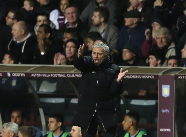 2014-03-15t192458z_481078461_gm1ea3g09ct01_rtrmadp_3_soccer-england_reuters