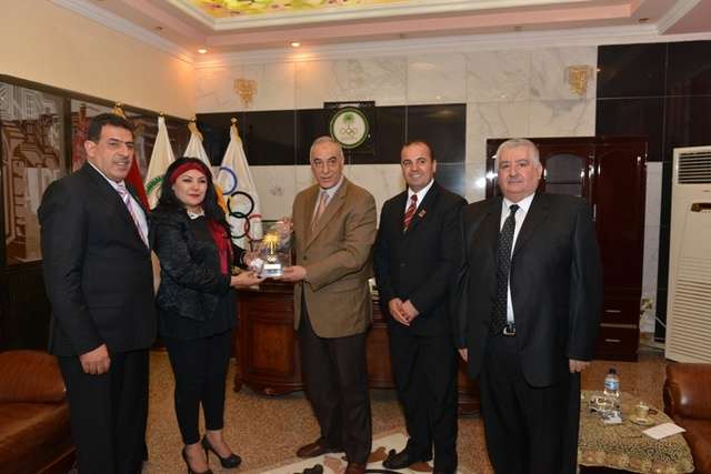 ممثلو الاتحاد الاسترالي خلال لقاء لهم مع رئيس اللجنة الاولمبية العراقية رعد حمودي