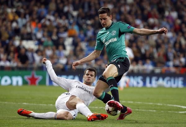 2014-03-18t204936z_222123179_gm1ea3j0dbe02_rtrmadp_3_soccer-champions_reuters