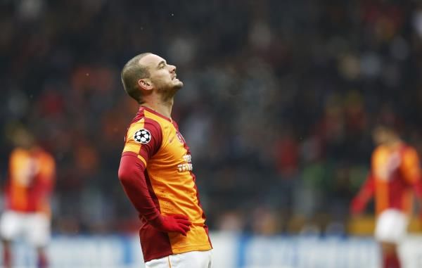 2013-12-11t135843z_440643276_lr1e9cb12tkgg_rtrmadp_3_soccer-champions_reuters