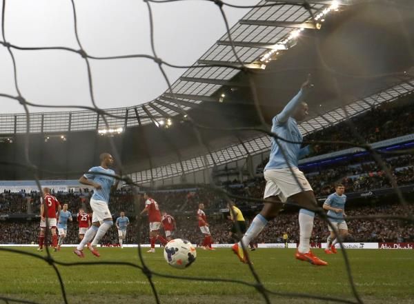 2014-03-22t161453z_632683497_gm1ea3n00j301_rtrmadp_3_soccer-england_reuters