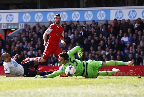 2014-03-23t141345z_963934787_gm1ea3n1poe02_rtrmadp_3_soccer-england_reuters