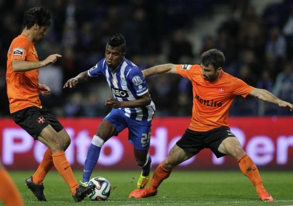 2014-03-23t212541z_263169443_gm1ea3o0esj01_rtrmadp_3_soccer-portugal_reuters