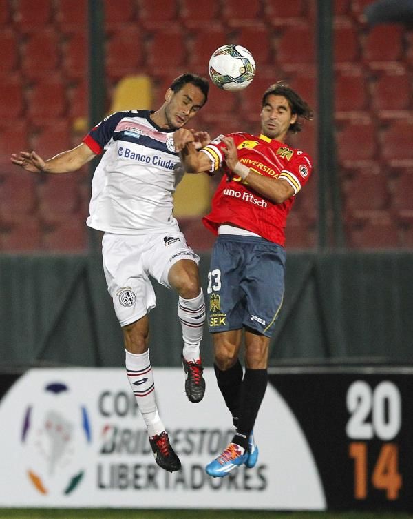 2014-03-21t021210z_901268452_gm1ea3l0s8001_rtrmadp_3_soccer-libertadores_reuters