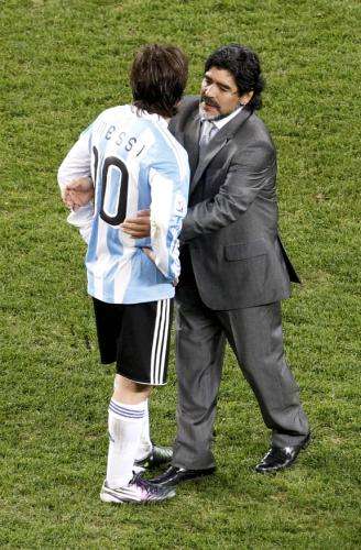 2010-07-03t160513z_01_wca434_rtridsp_3_soccer-world_reuters