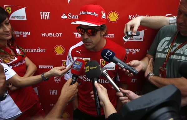 2014-03-27t092015z_1463035460_gm1ea3r1c3h01_rtrmadp_3_motor-racing-prix_reuters