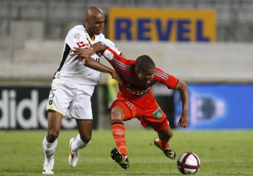 2011-08-06t212814z_01_mar12_rtridsp_3_soccer-france_reuters