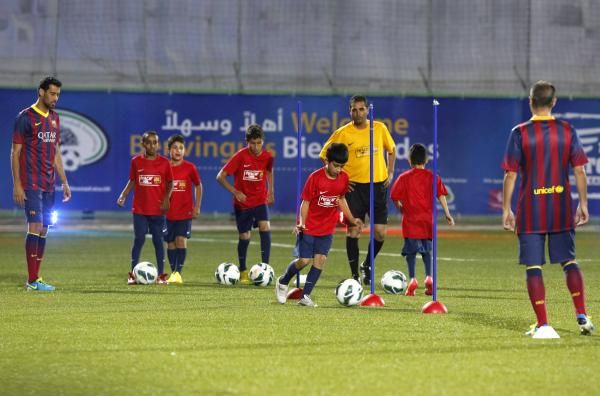 2013-08-03t220338z_849230761_gm1e9840gqc01_rtrmadp_3_soccer-barcelona-palestinian_reuters