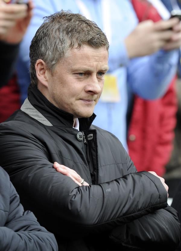 2014-04-05t151006z_437928714_gm1ea451sb001_rtrmadp_3_soccer-england_reuters