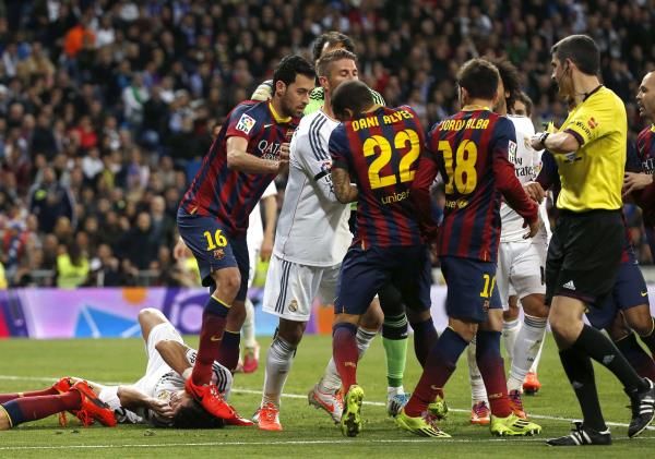 2014-03-24t004215z_75275260_gm1ea3o0f6i01_rtrmadp_3_soccer-spain_reuters
