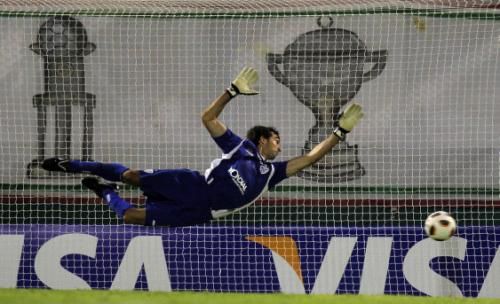 2011-03-042011-03-04t012202z_01_ast15_rtridsp_3_soccer-latam-libeetadores_reuters