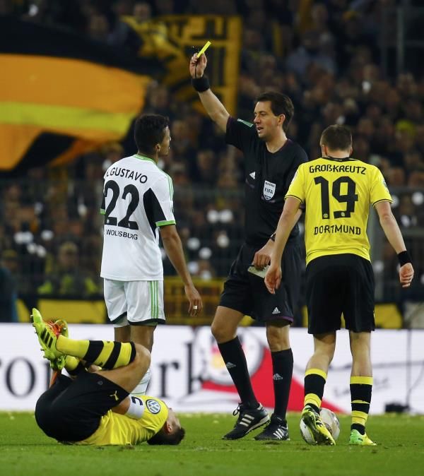 2014-04-15t193726z_464514115_lr1ea4f1ii35w_rtrmadp_3_soccer-germany_reuters