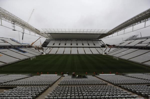 2014-04-15t194111z_919491280_gm1ea4g0a5o01_rtrmadp_3_soccer-brazil-stadium_reuters
