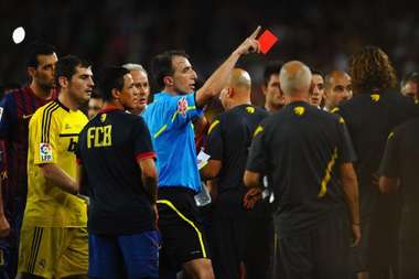 hi-res-121304464-marcelo-of-real-madrid-is-sent-off-during-the-super-cup_crop_north