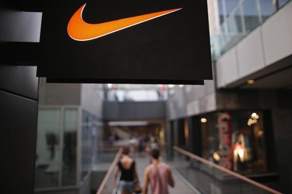 2013-08-09t031653z_1200103243_gm1e9890v3s01_rtrmadp_3_china-sportswear_reuters